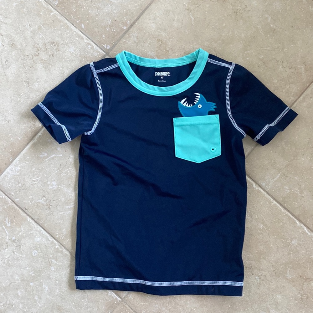 Gymboree rash guard for boys size 3T